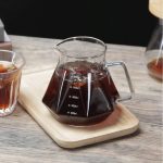 سرور قهوه دمی پیرکس 600ml طرح الماسی با خط‌کش دقیق - تصویر 2